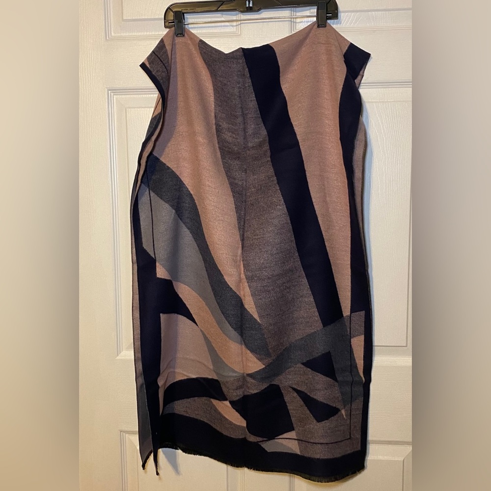 Nordstrom- Leith Abstract Geo Print Scarf